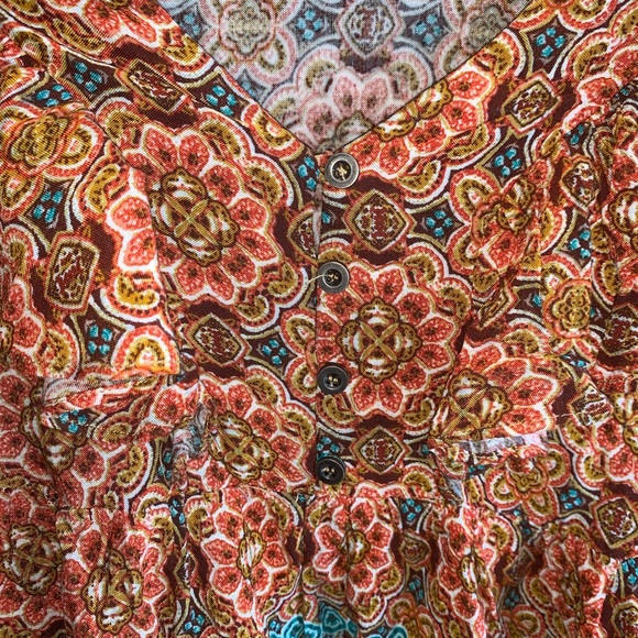 Altar’d State Boho Ruffled Top Size Large - Picture 5 of 7